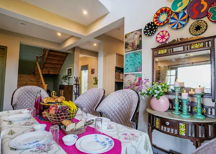 Saffronstays Edelweiss Estate